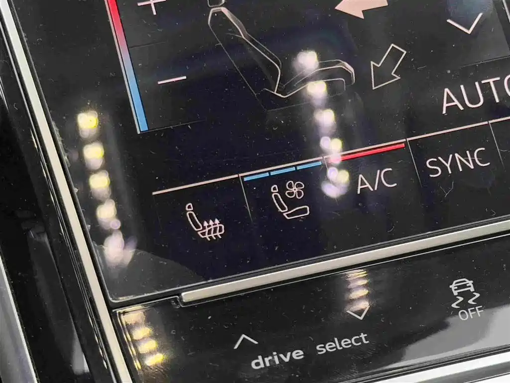 Audi A8 New Energy — миниатюра 16