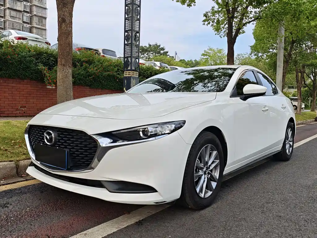 MAZDA  3 ANGKESAILA
