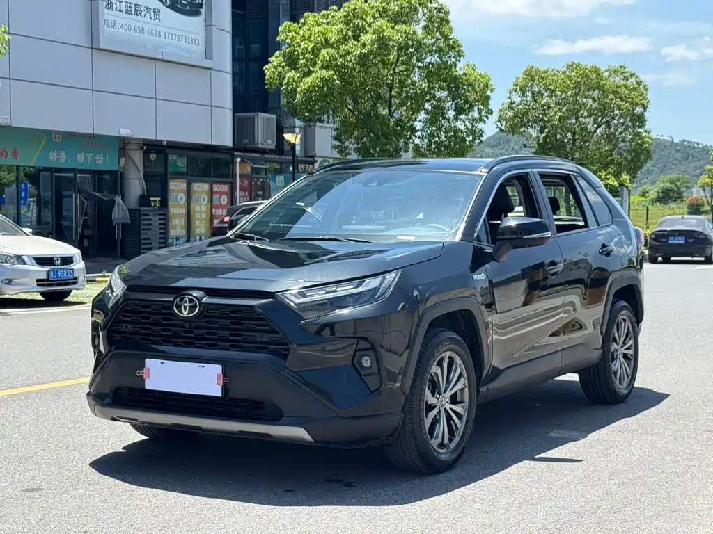 Toyota RAV4 2024