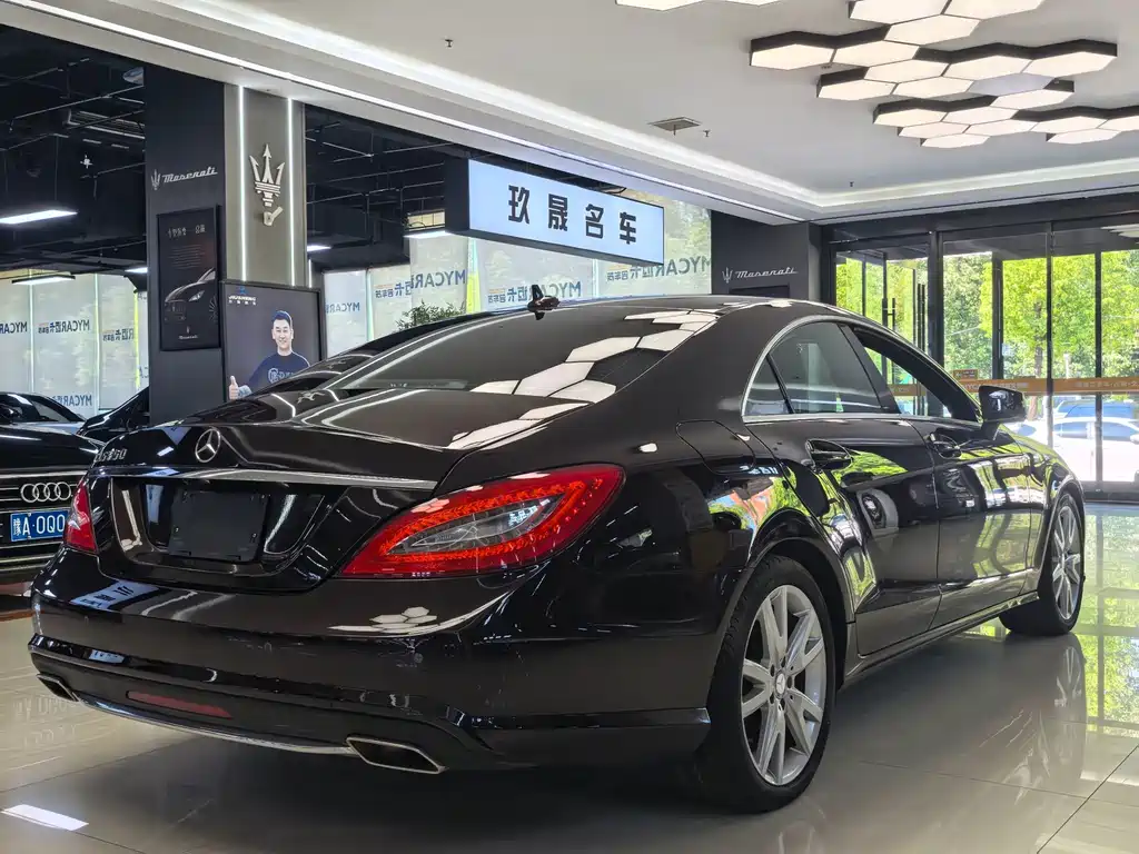 Mercedes-Benz CLS — миниатюра 9