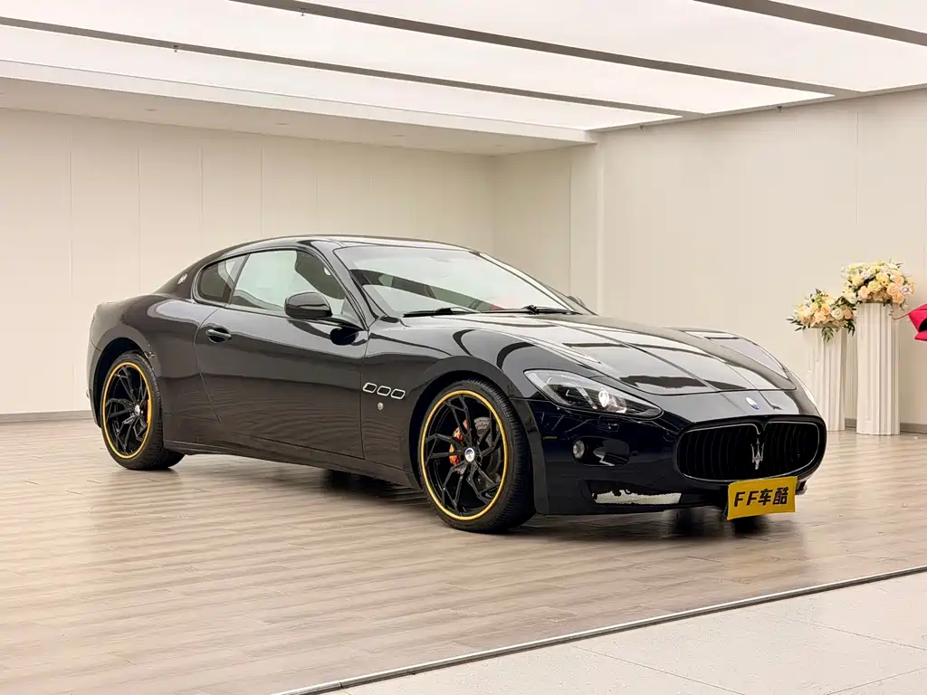 Maserati GranTurismo — миниатюра 2