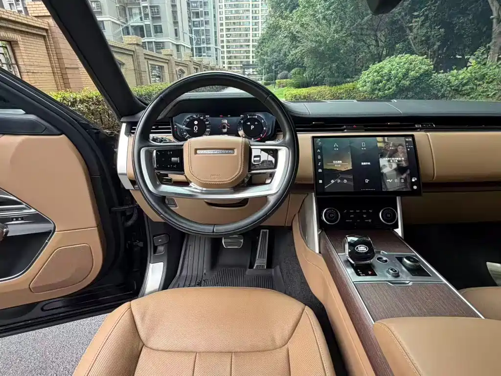 Land Rover Range Rover — миниатюра 9