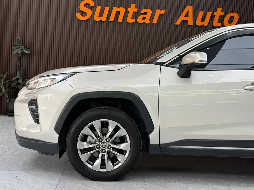 Toyota Wildlander 2024 2.0L CVT Lead