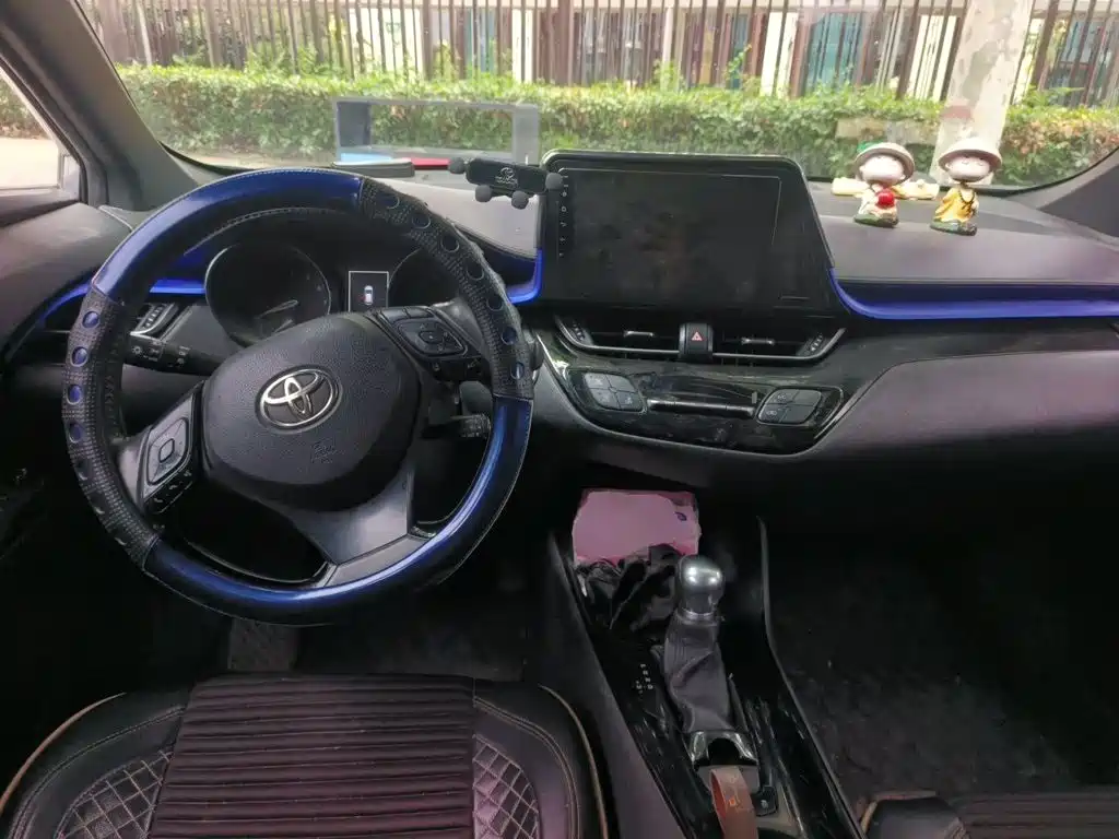 Toyota IZOA — миниатюра 13