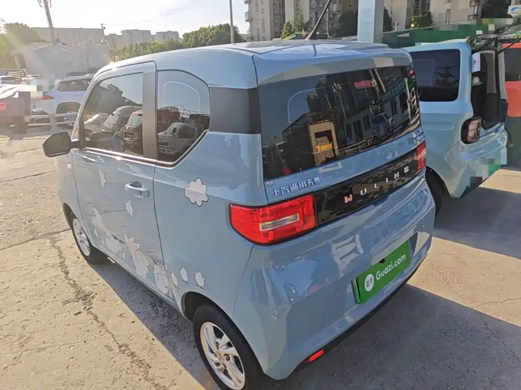 Wuling MINIEV — миниатюра 5