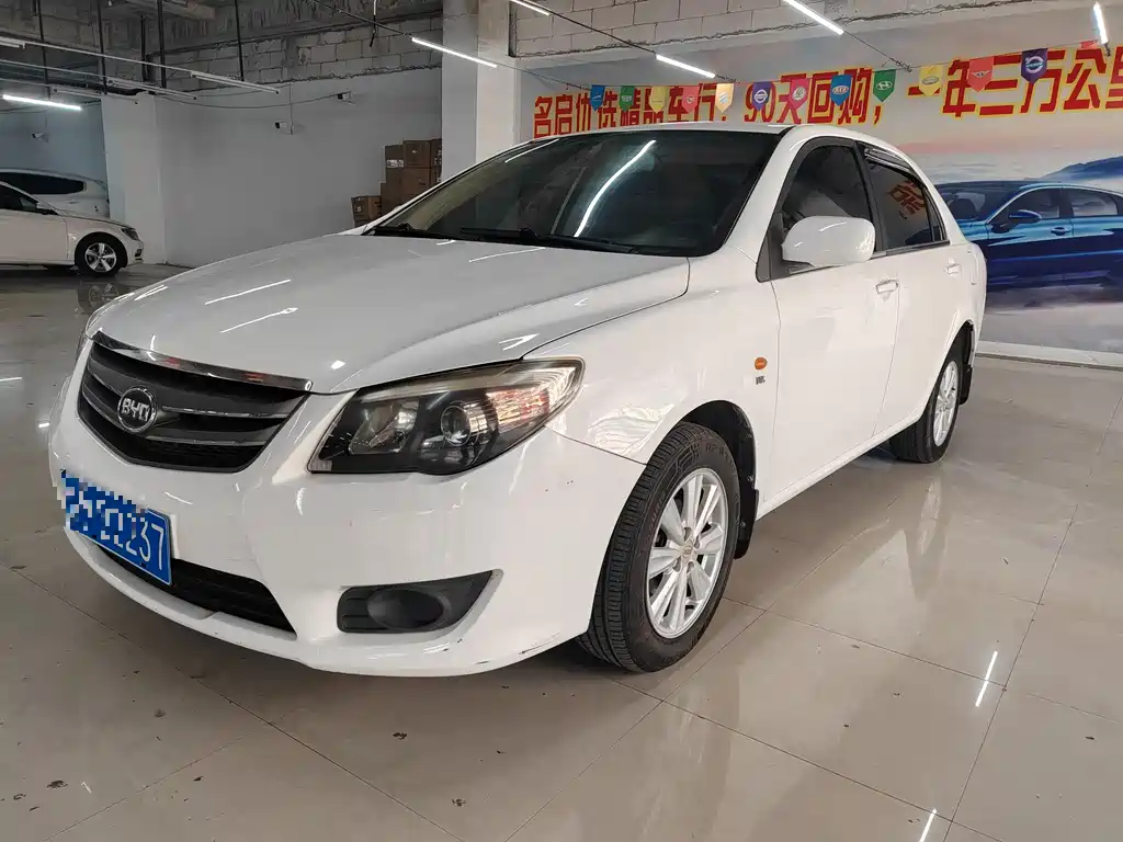 Byd L3 2015