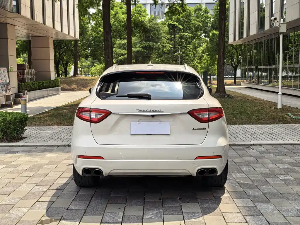 Maserati Levante — миниатюра 29
