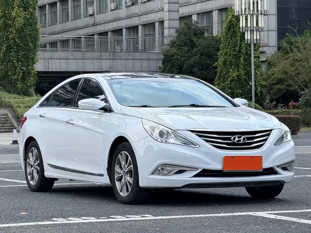 Hyundai Sonata — миниатюра 3