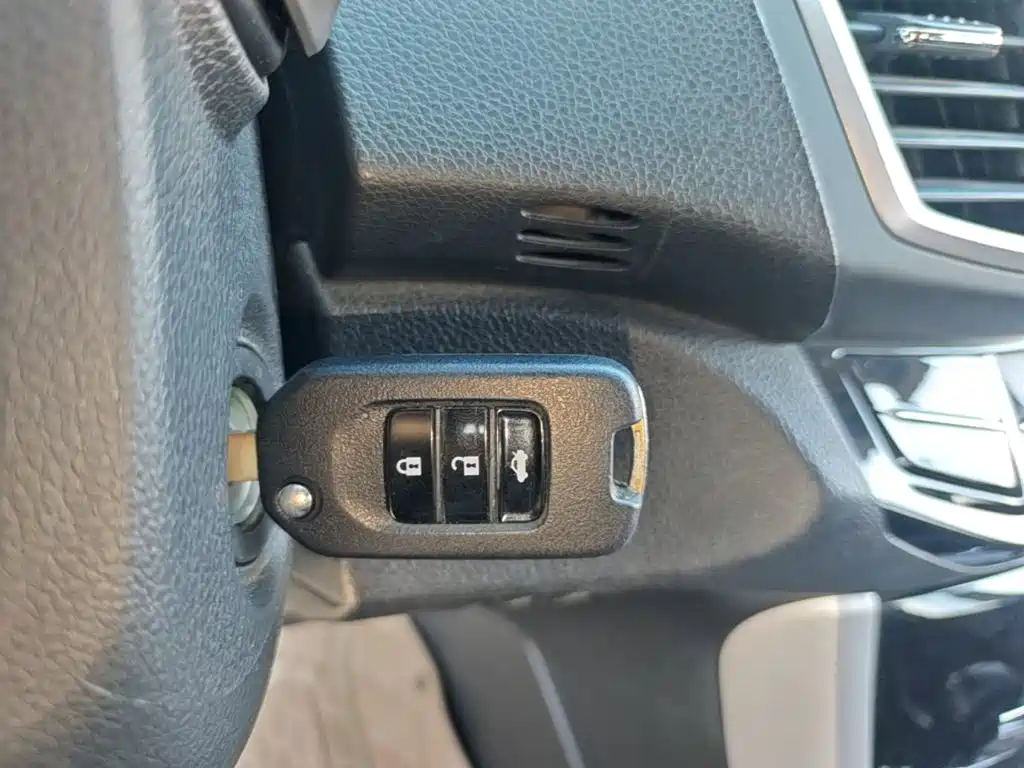 Honda Accord — миниатюра 9