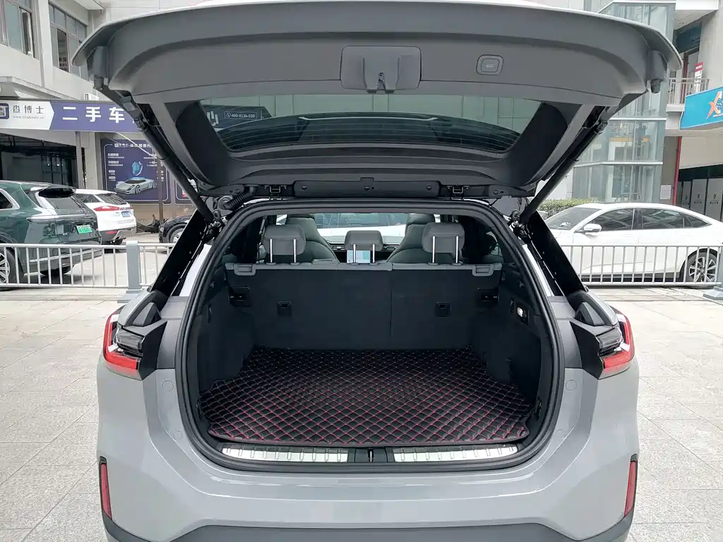 NIO ES6 — миниатюра 20