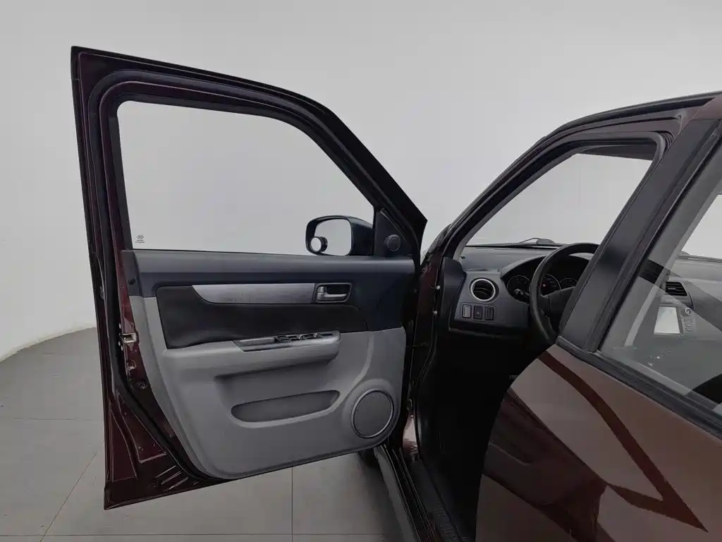 Suzuki Swift — миниатюра 8