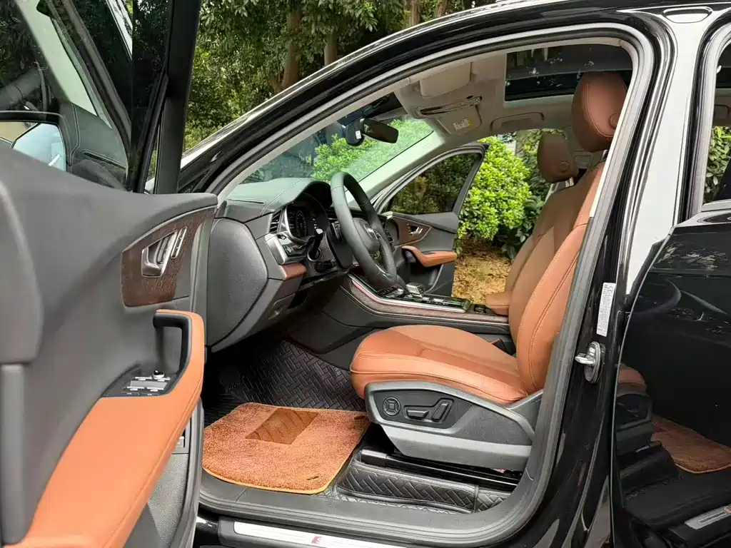 Audi Q7 2023 45 TFSI quattro S line Sport