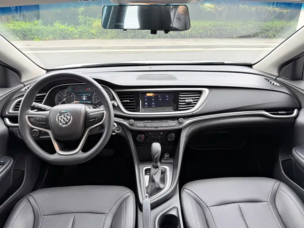 Buick Excelle — миниатюра 15