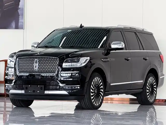Lincoln Navigator