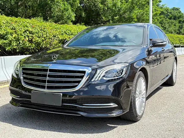 Mercedes-Benz S-Class — фото 1