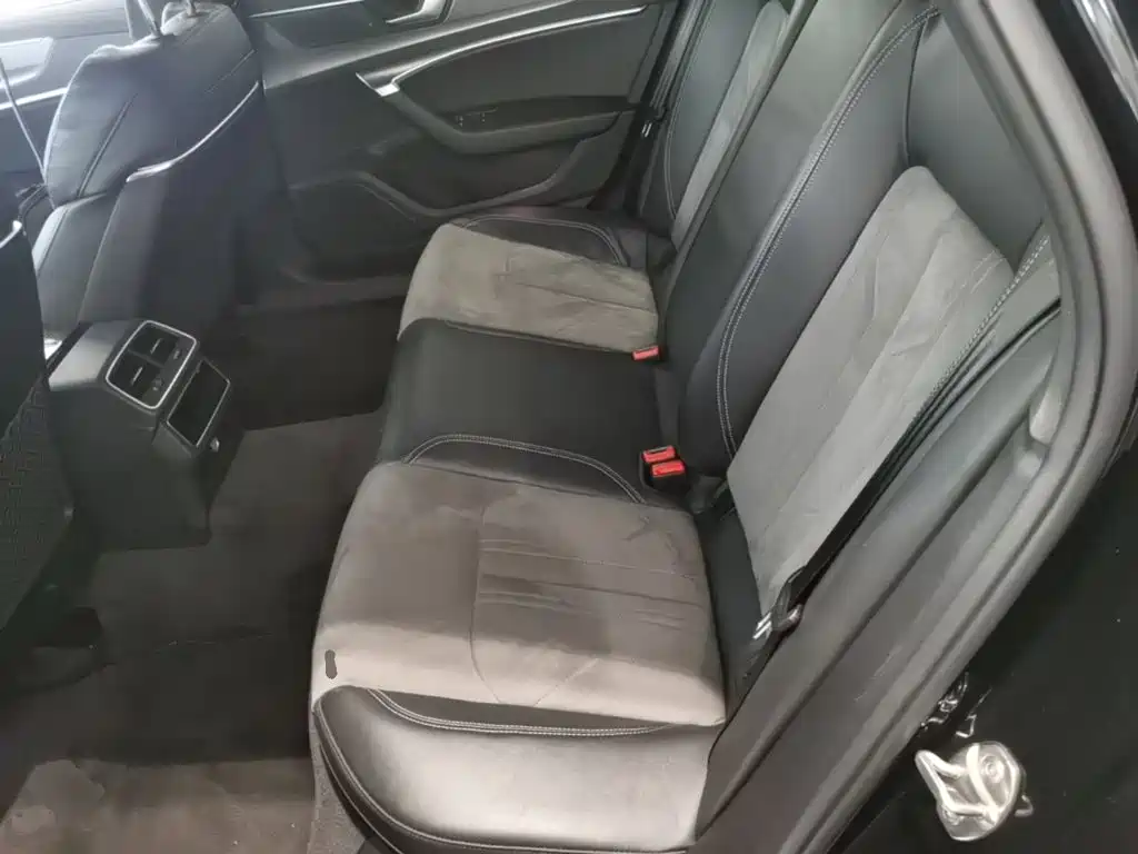 Audi A6L — миниатюра 22