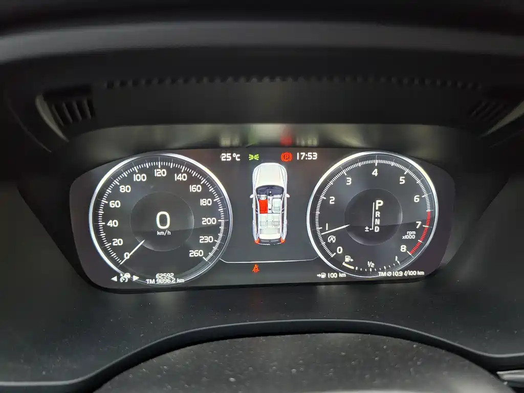 Volvo XC60 — миниатюра 4