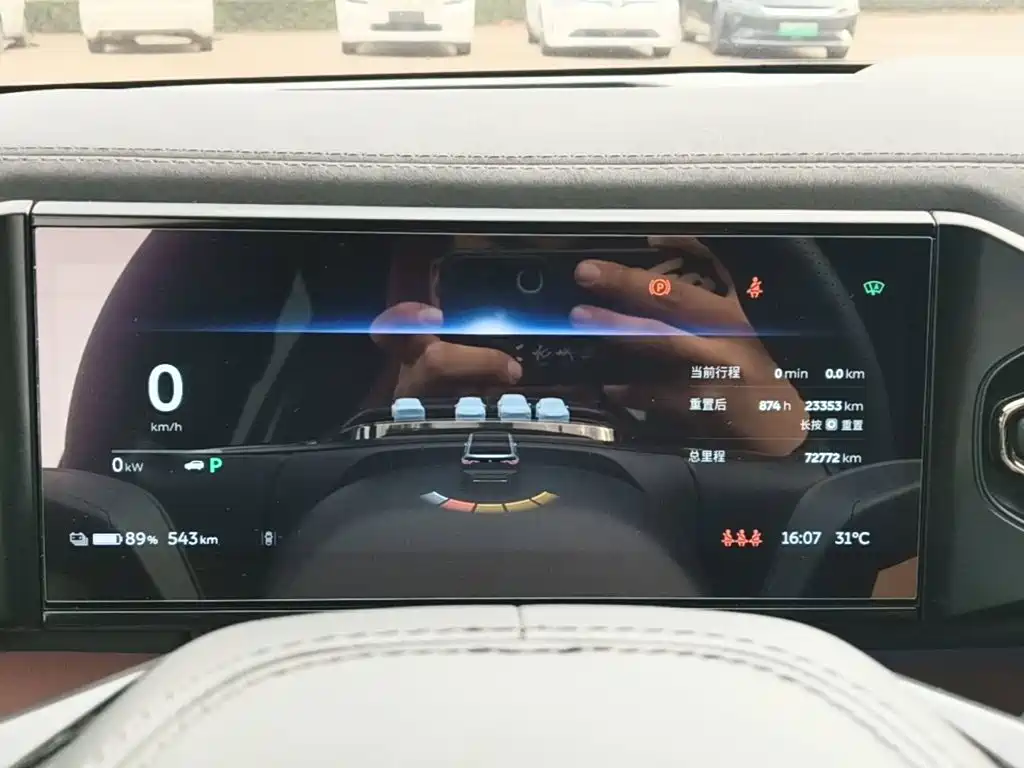 NIO EC6 — миниатюра 12