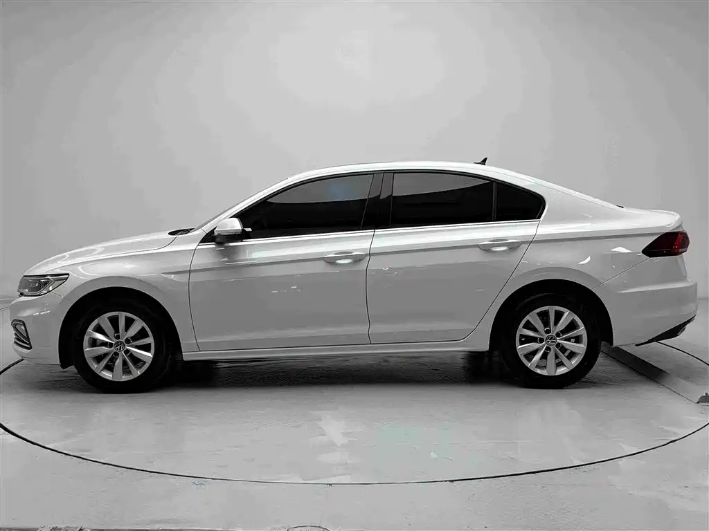Volkswagen Bora — миниатюра 7