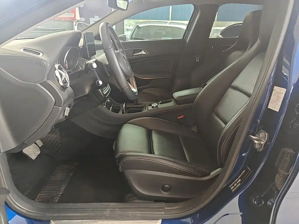 Mercedes-Benz GLA — миниатюра 15