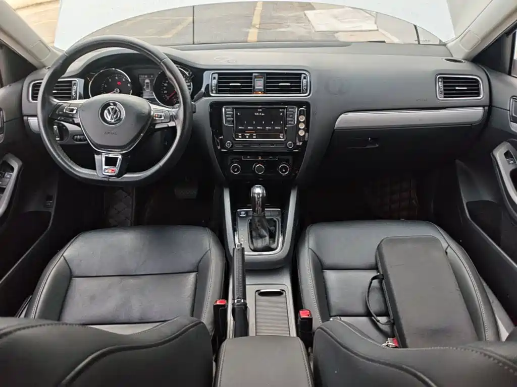 Volkswagen Sagitar — миниатюра 10