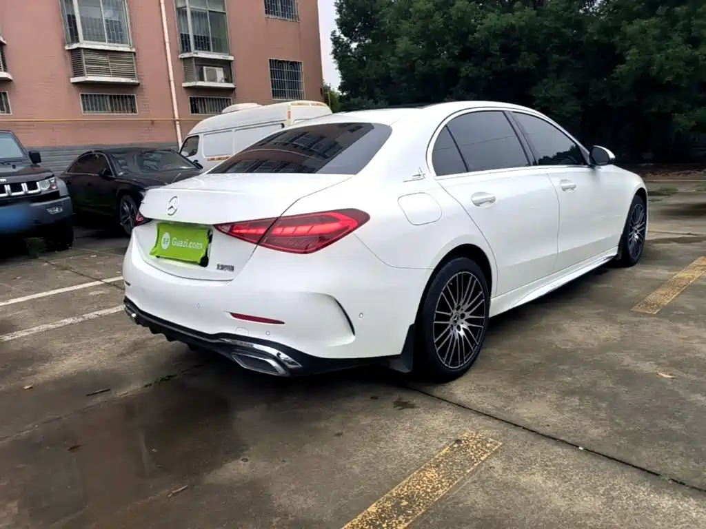 Mercedes-Benz C-Class — миниатюра 7