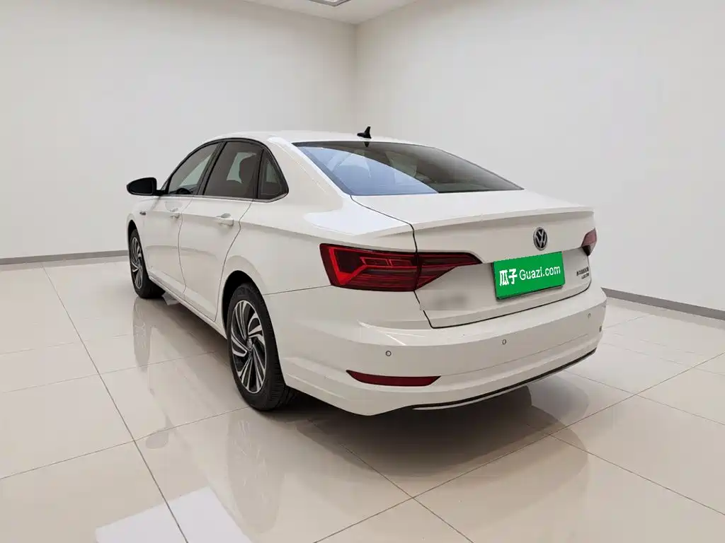 Volkswagen Sagitar — миниатюра 4