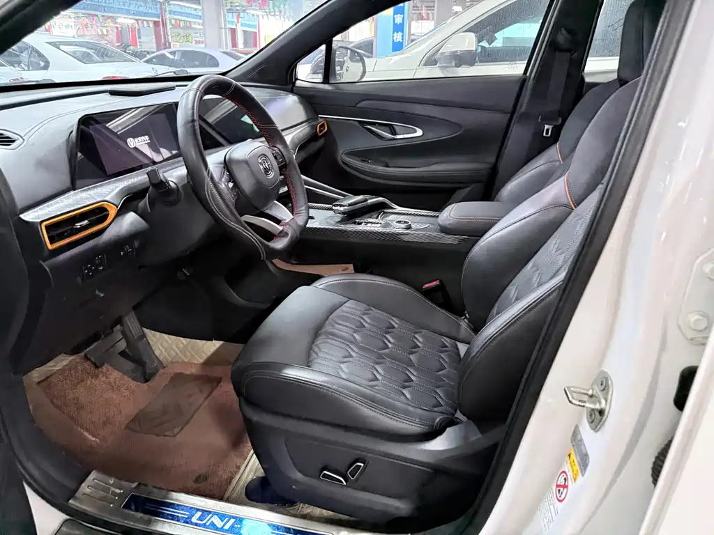 Changan UNI-T — миниатюра 8