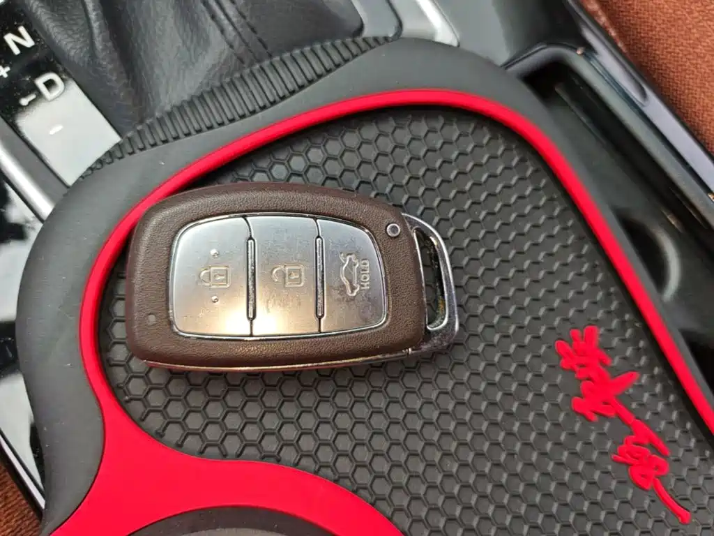 Hyundai Mistra — миниатюра 9