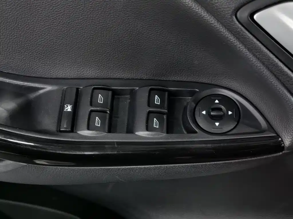 Ford Focus — миниатюра 9