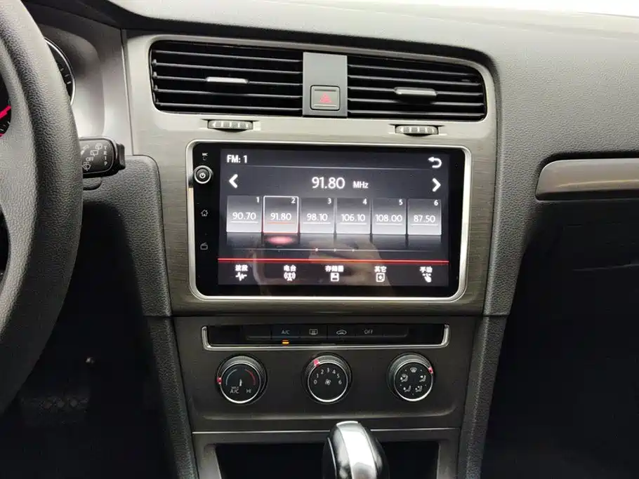 Volkswagen Golf — миниатюра 13