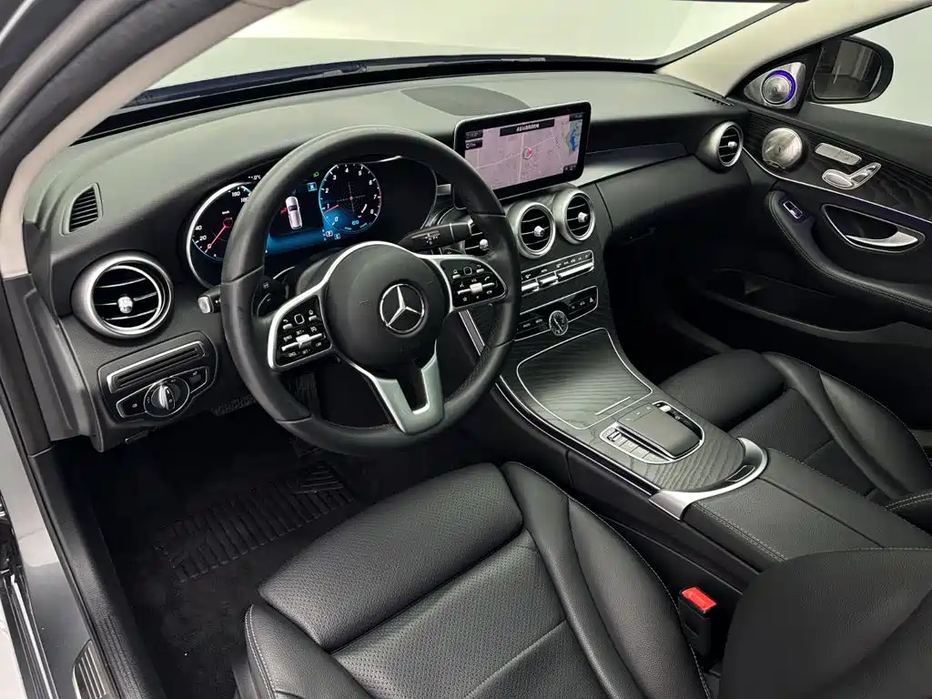 Mercedes-Benz C-Class (Import) — миниатюра 17