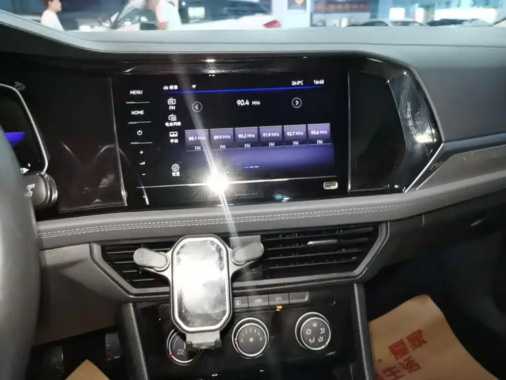 Volkswagen Sagitar — миниатюра 13