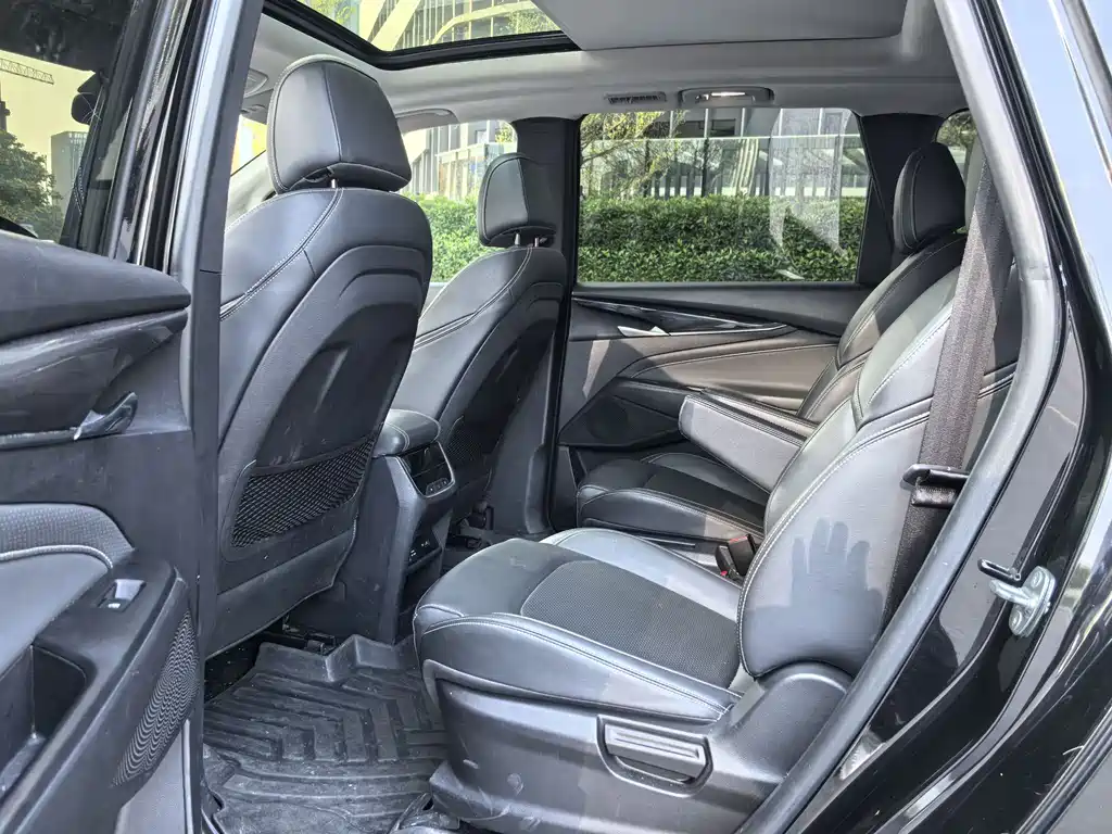 SAIC MAXUS CHASE G50