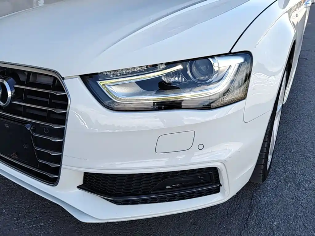 Audi A4L — миниатюра 24
