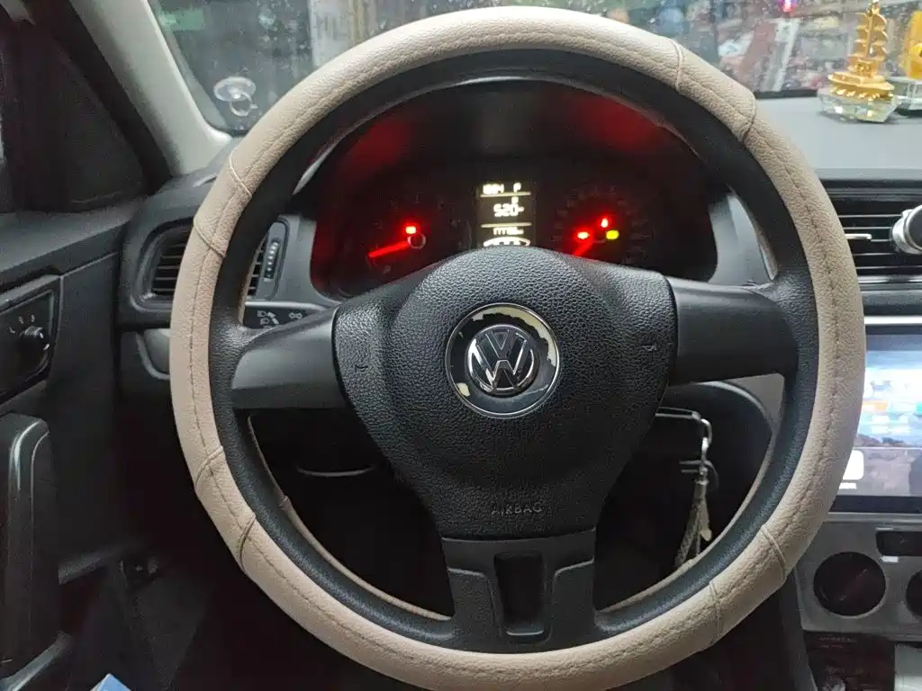 Volkswagen Lavida — миниатюра 11