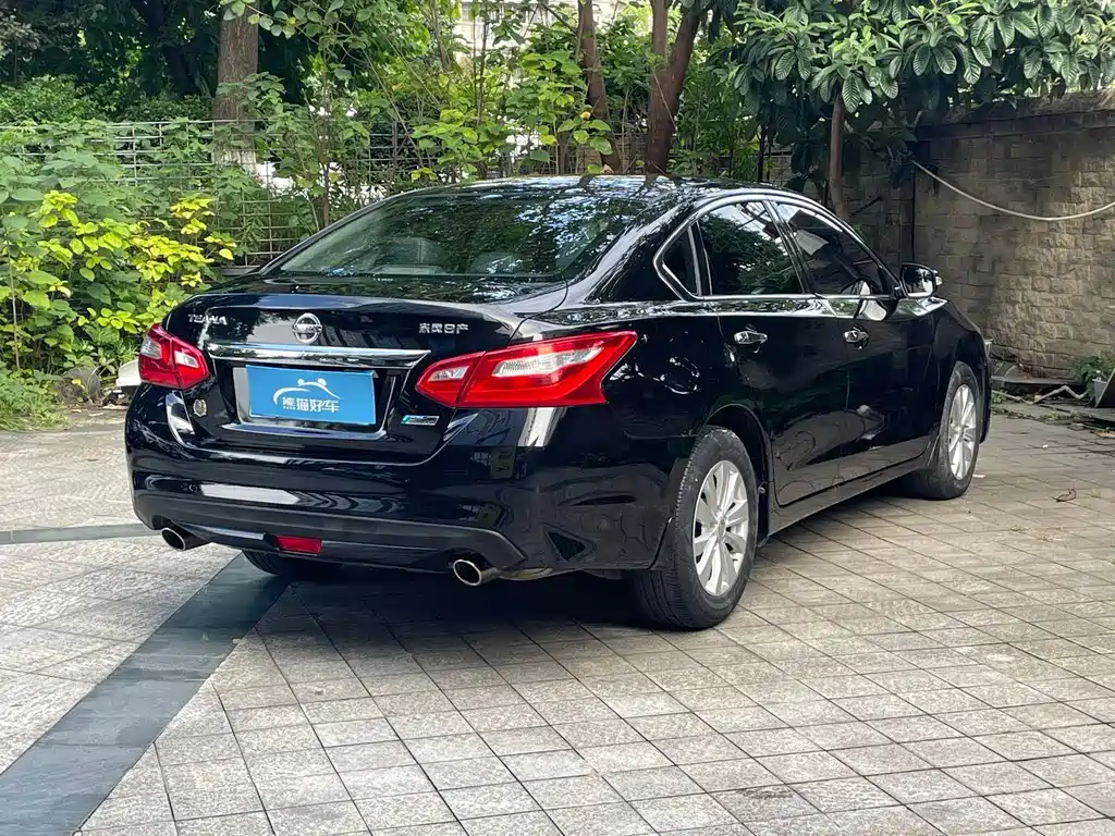 Nissan Teana — миниатюра 6