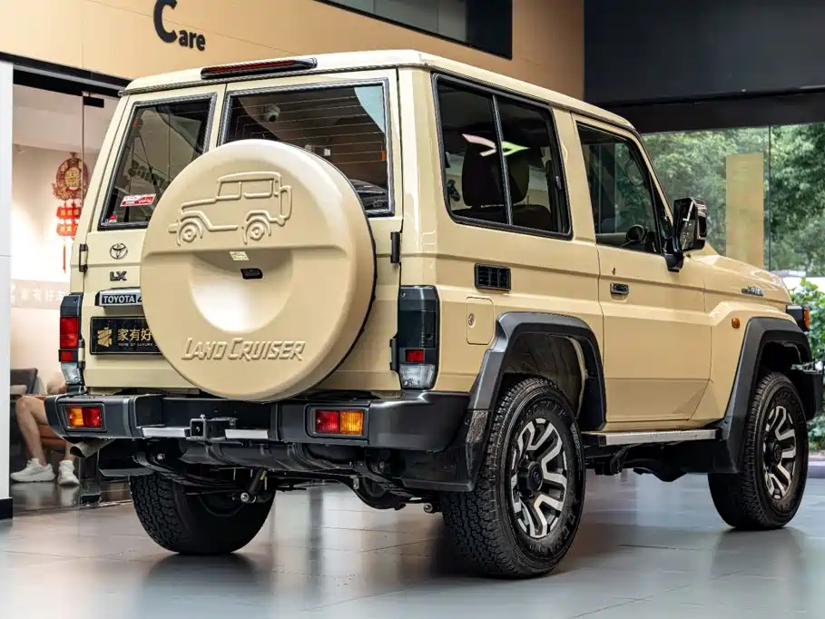 Toyota Land Cruiser — миниатюра 4