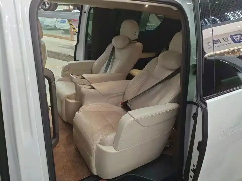 Li Auto Li MEGA — миниатюра 4