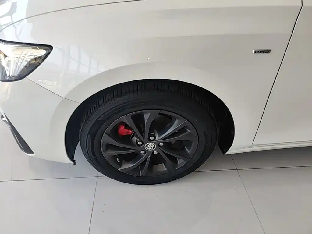 Buick Verano — миниатюра 23