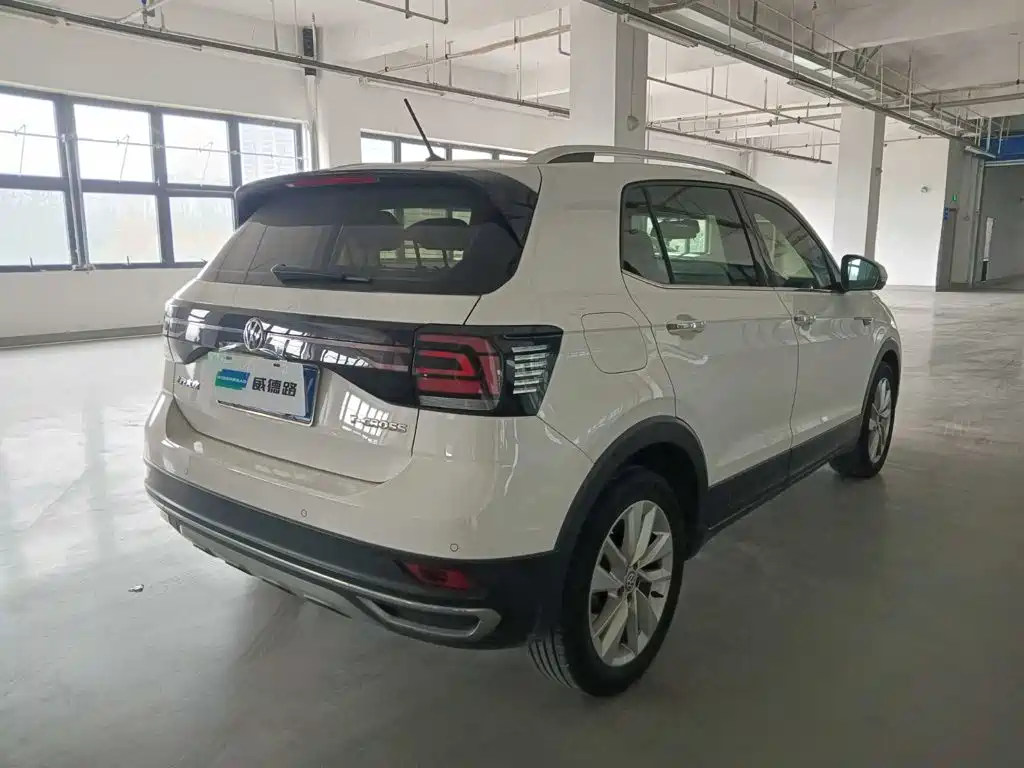 Volkswagen T-Cross — миниатюра 5