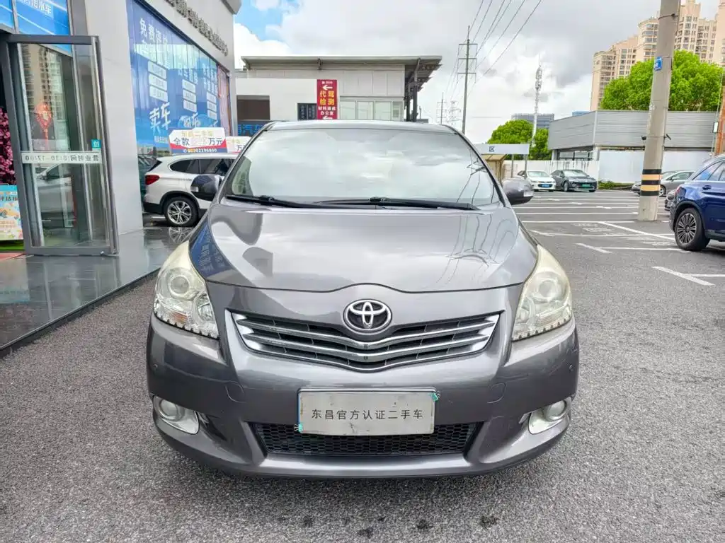 Toyota Verso — миниатюра 6