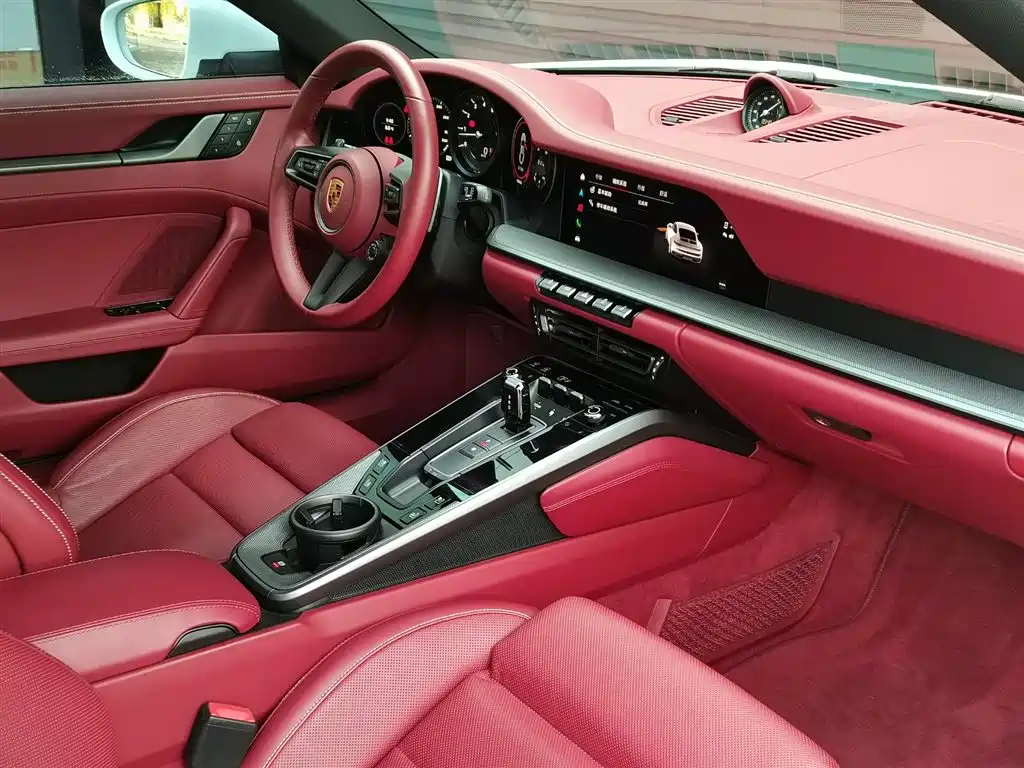 Porsche 911 2023 Carrera 3.0T