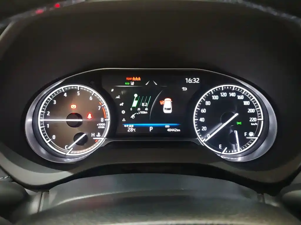 Toyota Harrier — миниатюра 12
