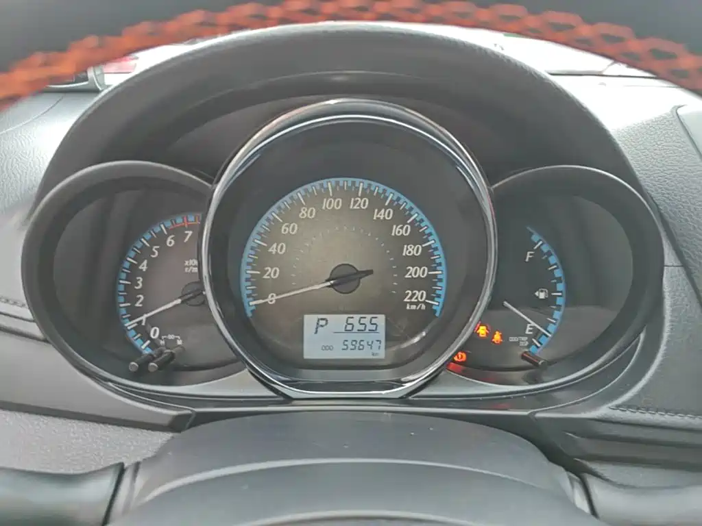 Toyota Yaris L — миниатюра 12