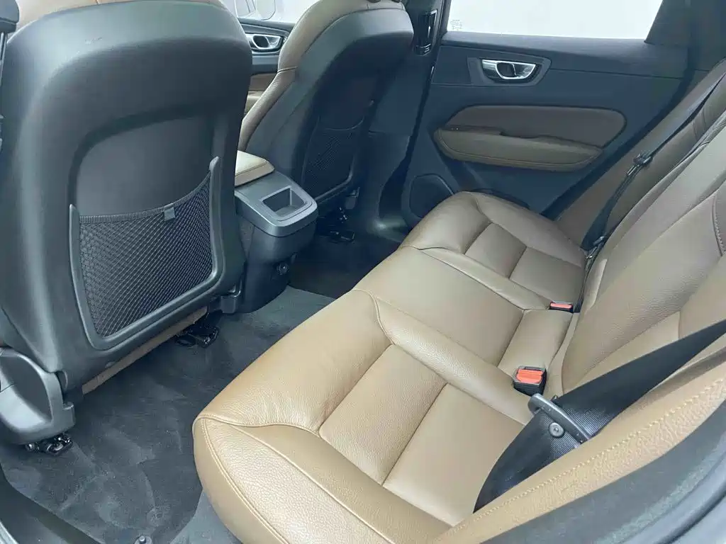 Volvo XC60 — миниатюра 19