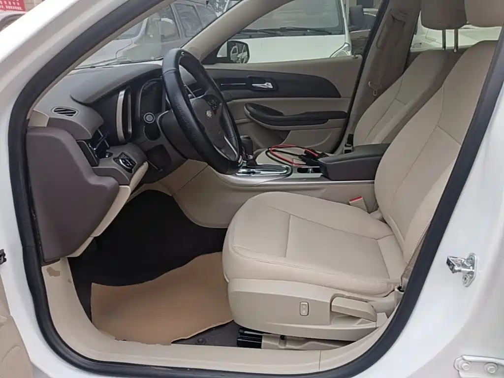 Chevrolet Malibu — миниатюра 15
