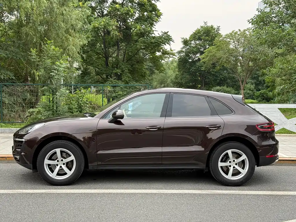 Porsche Macan 2016 Macan 2.0T