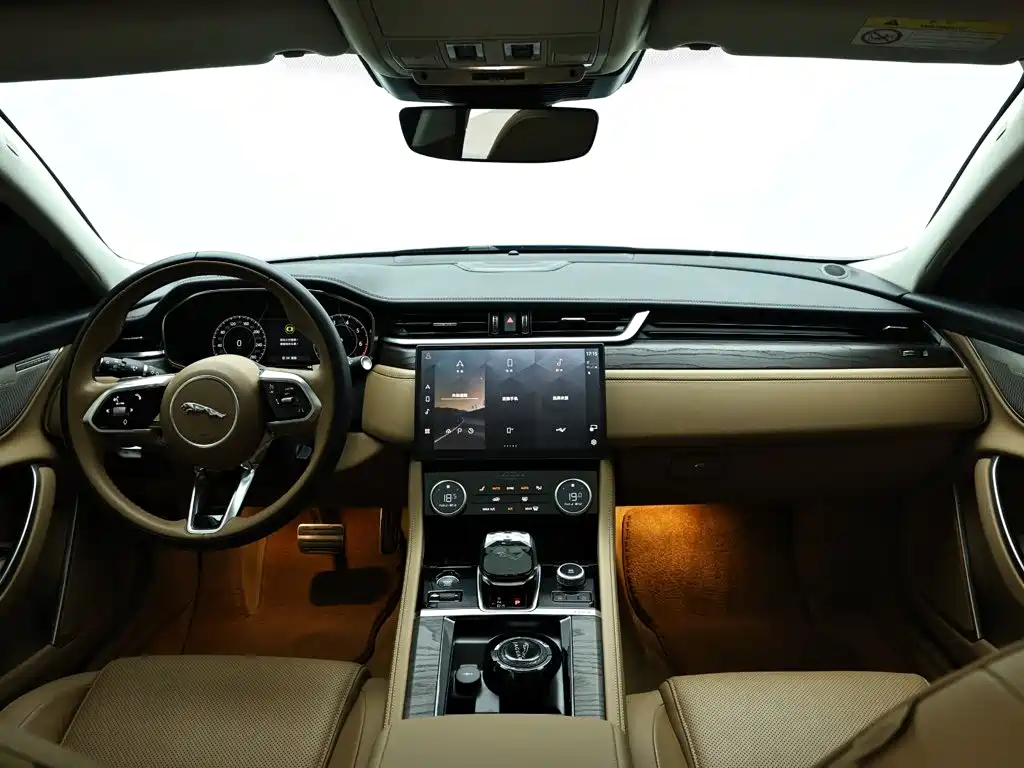Jaguar XFL — миниатюра 15