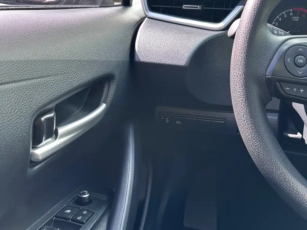 Toyota Corolla — миниатюра 7